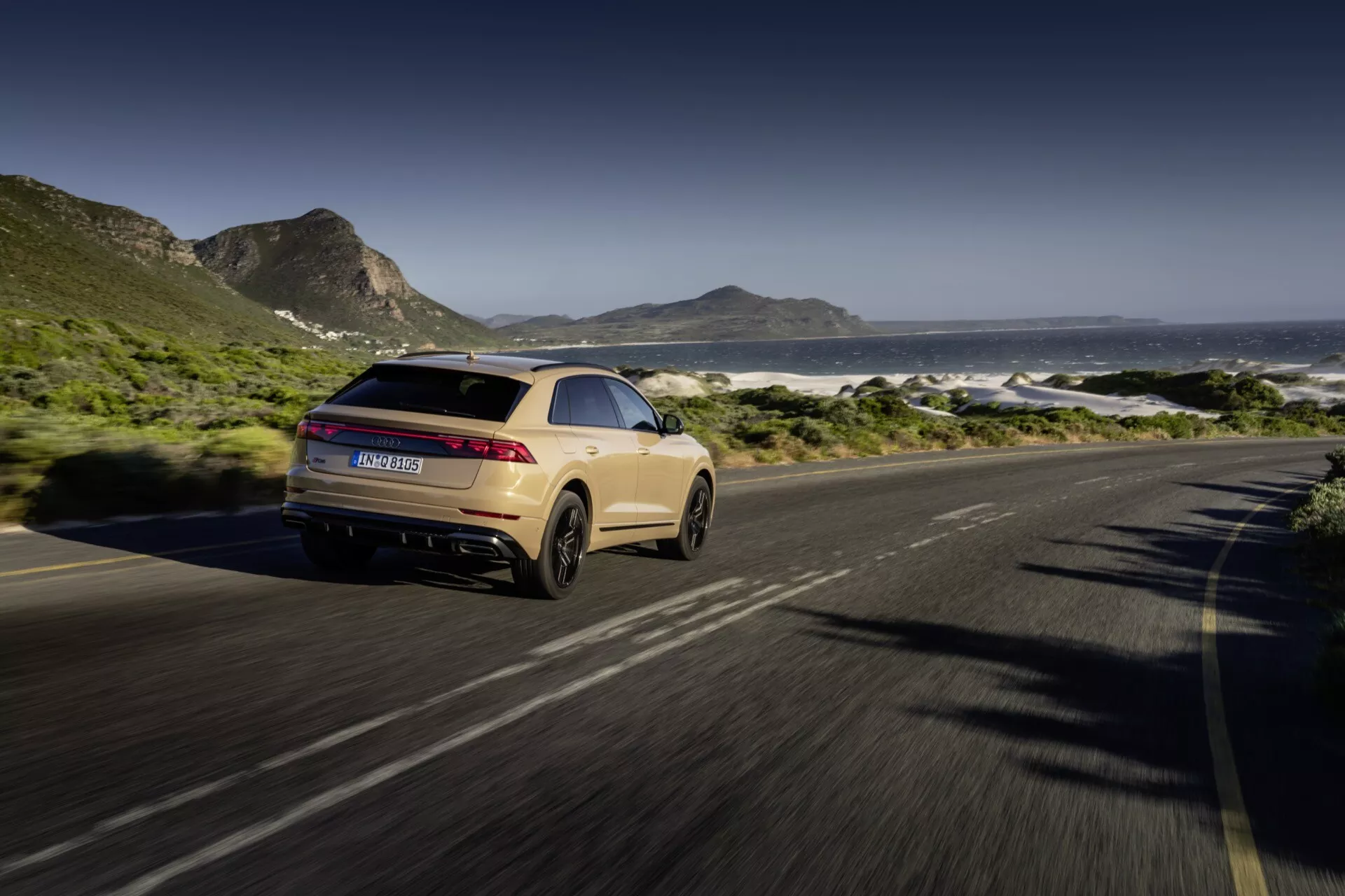 Audi Q8 4M-Facelift 2023 s dynamickým dizajnom, LED svetlami a pokročilou technológiou