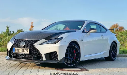 Lexus RC